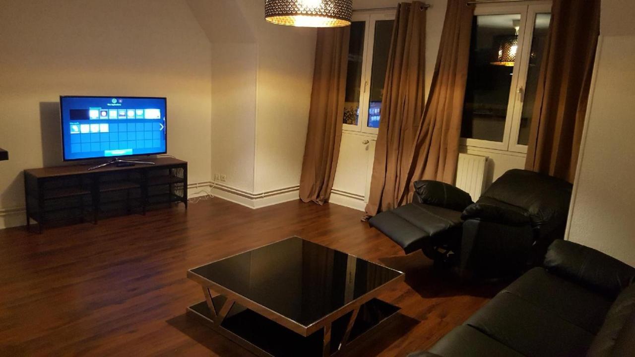 לה קראוזו Bel Appartement En Plein Coeur De Ville מראה חיצוני תמונה