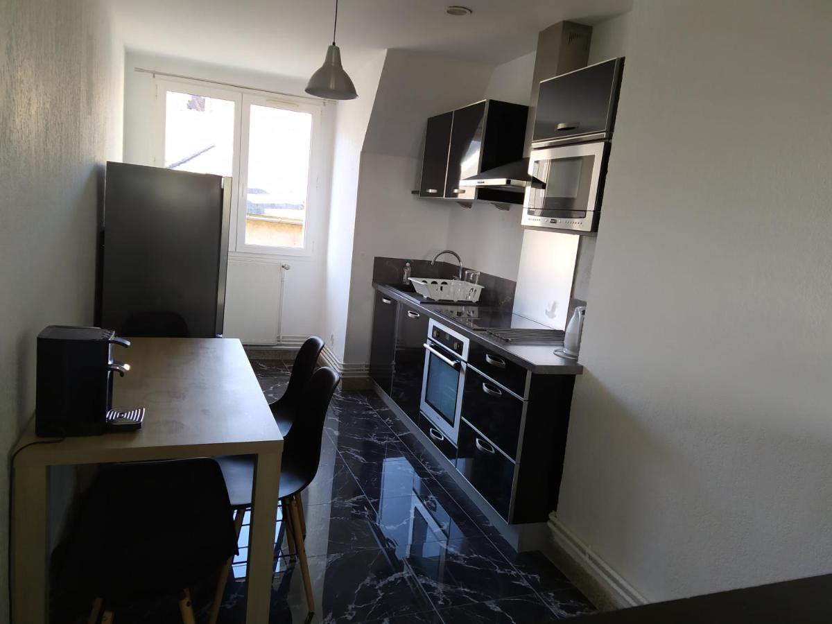 לה קראוזו Bel Appartement En Plein Coeur De Ville מראה חיצוני תמונה